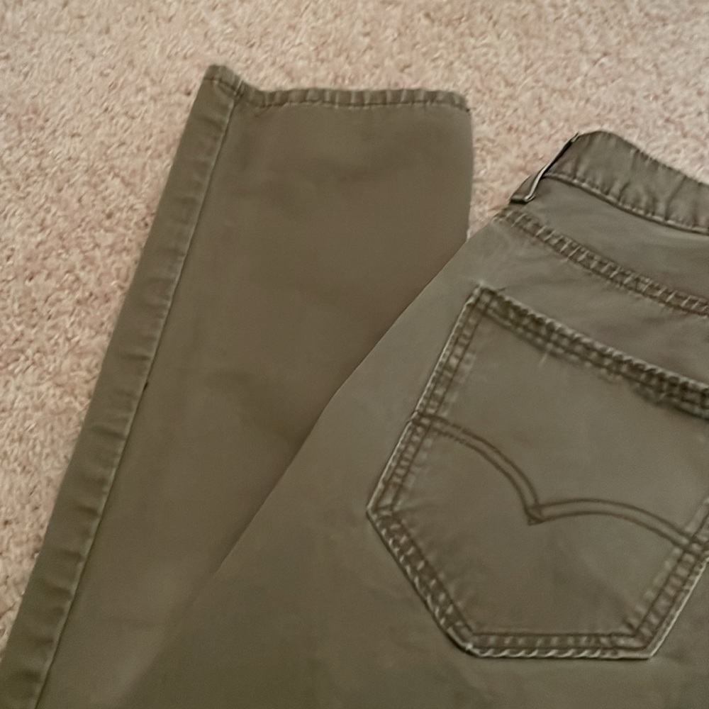 Levi’s Jeans/Khaki 32x34 - Picture 8 of 14